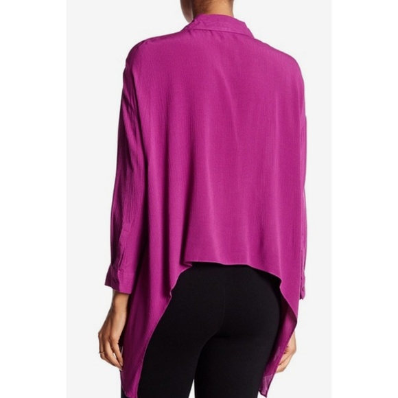 Ro & De Sharkbite Hem Button Down Blouse - Picture 4 of 4